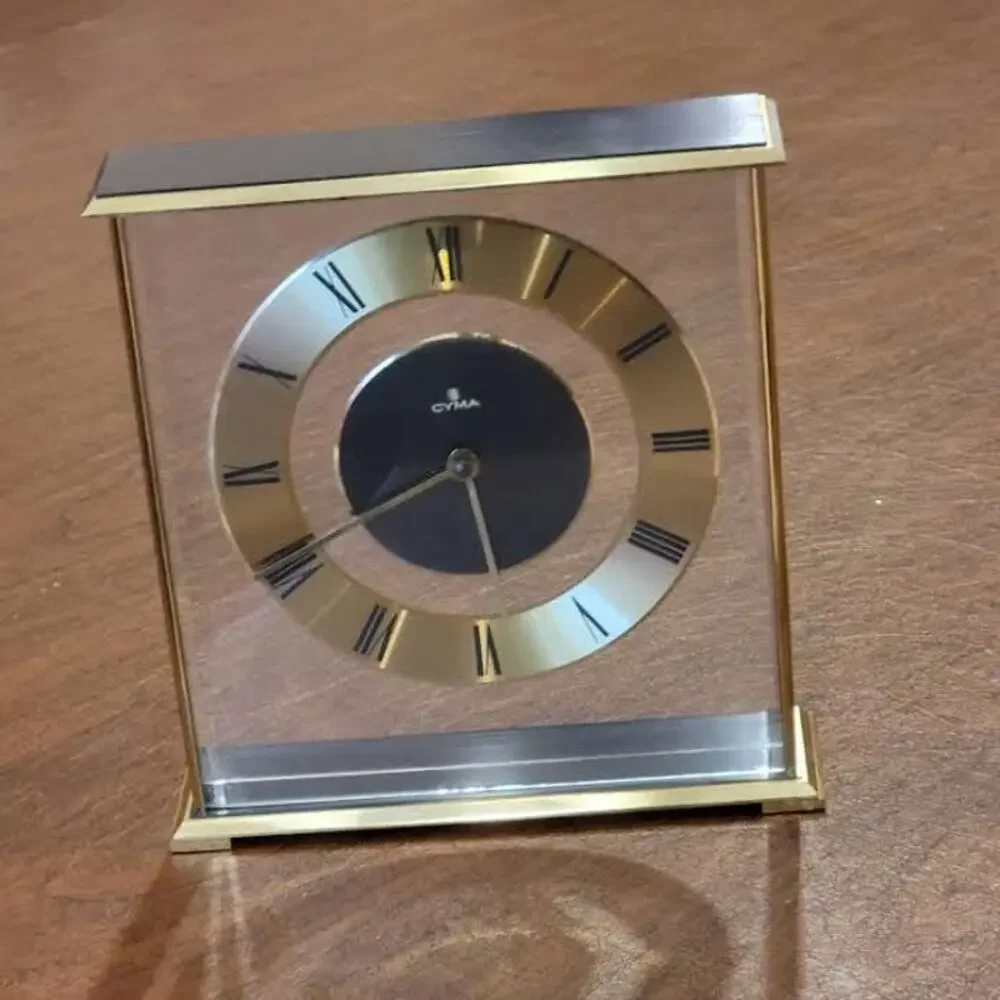 Vintage Hechinger mantle table shelf solid brass clock Cyma. Quartz movement